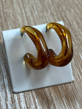 Load image into Gallery viewer, Marble Resin Earrings