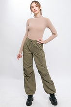 Load image into Gallery viewer, Loose Fit Parachute Cargo Pants