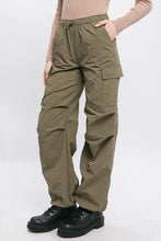 Load image into Gallery viewer, Loose Fit Parachute Cargo Pants