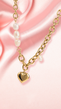 Load image into Gallery viewer, Pearl Heart Pendant Necklace
