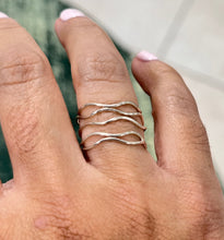 Load image into Gallery viewer, Wave Silver Ring