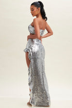 Load image into Gallery viewer, Silver Ruffle Sequin Set