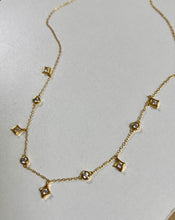 Load image into Gallery viewer, Sparkles Necklace