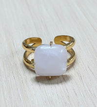 Load image into Gallery viewer, Pink Jade Ring