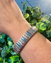 Load image into Gallery viewer, Three tone Bracelet