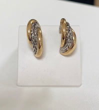 Load image into Gallery viewer, Two Tone Layered Hoop Earrings