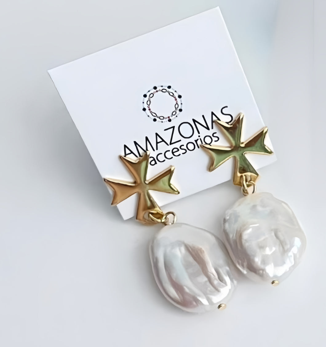 Cruces y Perlas Earrings