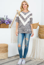 Load image into Gallery viewer, Leopard T Shirt