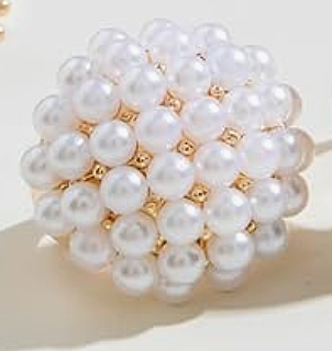 Pearls Ring