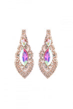 Load image into Gallery viewer, GOLD MARQUISE SHAPE EARRINGS