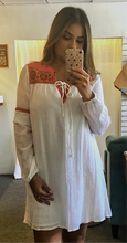 Load image into Gallery viewer, Tribal White Tunic